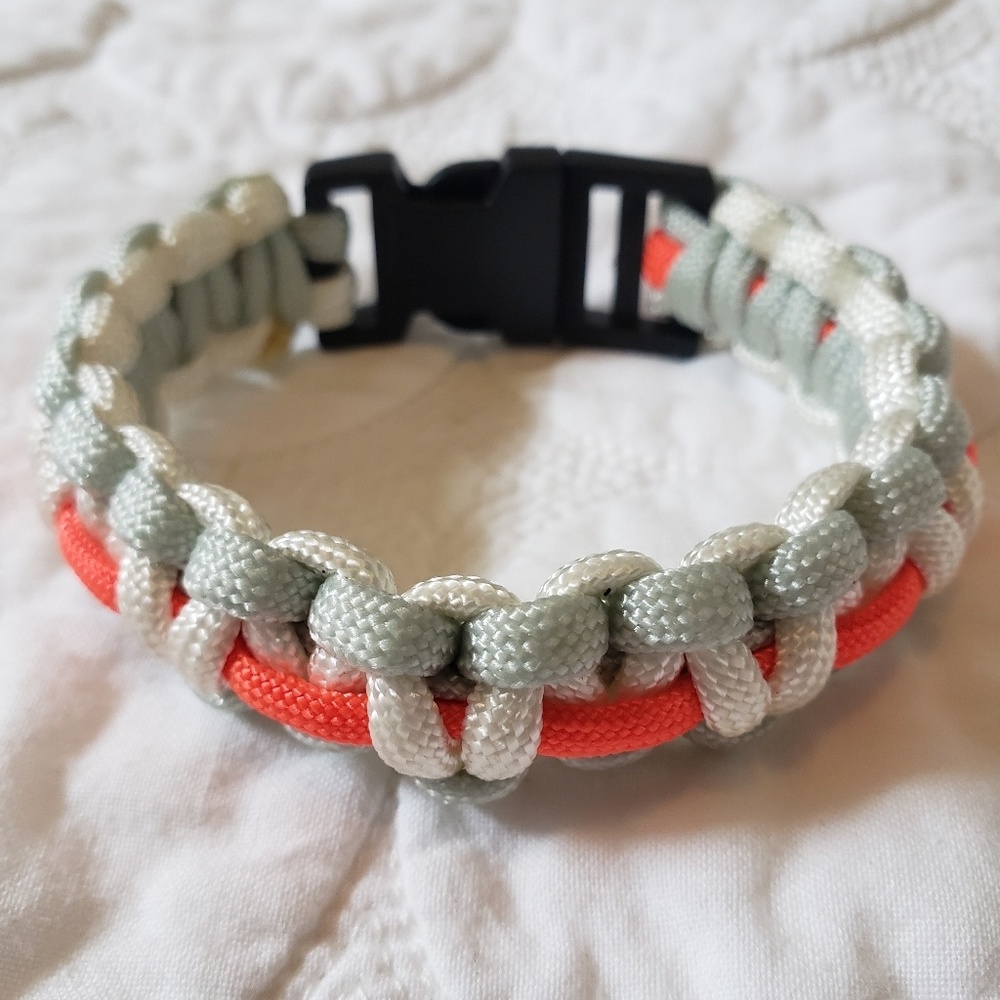 Paracord Bracelet.